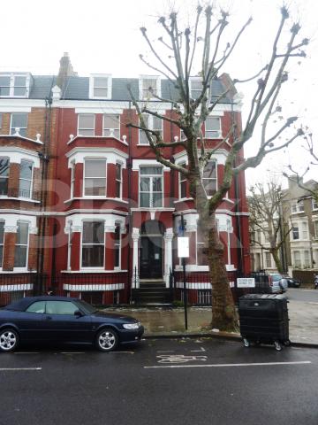 			GREAT FLAT!, 1 Bedroom, 1 bath, 1 reception Flat			 Sutherland Avenue, MAIDA VALE